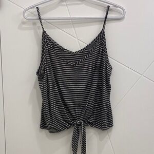 Olivia Rae Grey and White Striped Women's Top Size Large